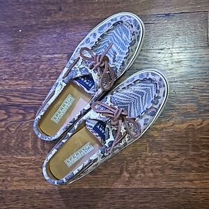 Animal print Sperry Top-Siders size 6